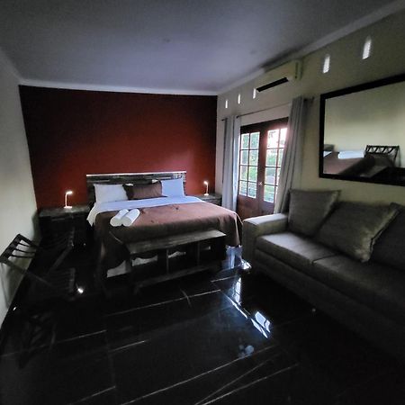 Gem Of Manor Drive Aparthotel Durban Bagian luar foto